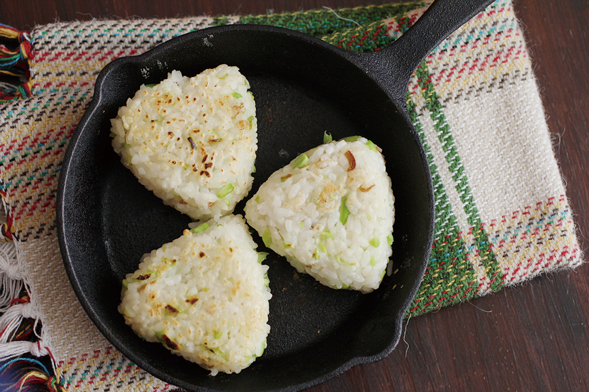 生姜香る枝豆焼きおにぎり